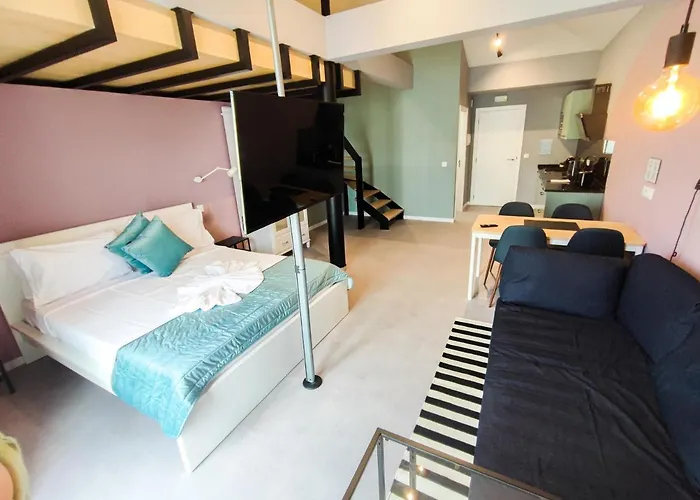 Social Happiness Apartment