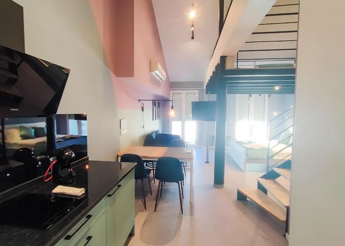 Social - Happiness *