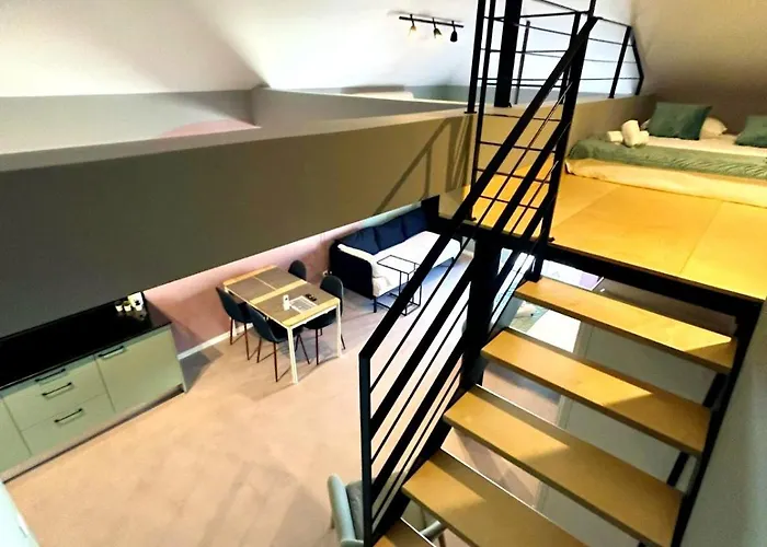 Social Happiness Apartment *