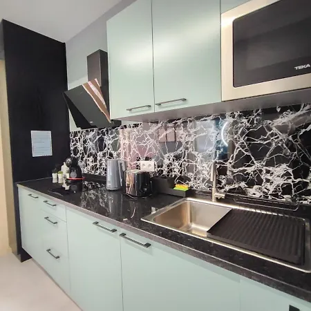 Social Happiness Apartment *