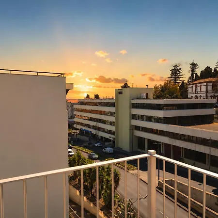 Apartament Social Happiness *