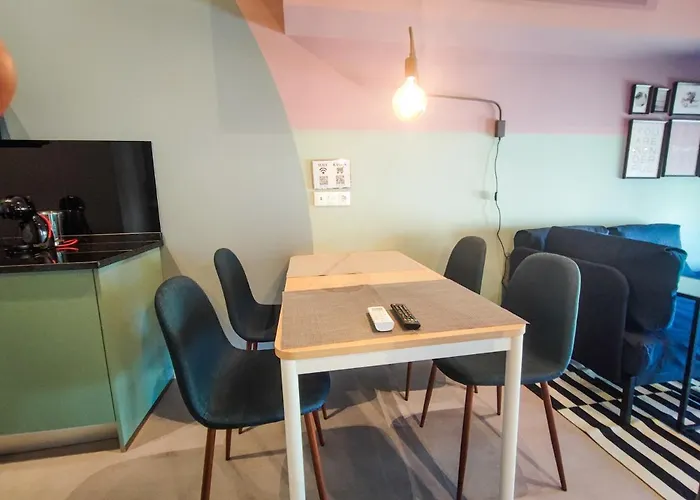 Social Happiness 푼샬