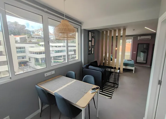 Апартаменты Social Happiness