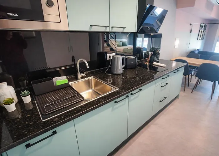 Апартаменты Social Happiness Фуншал